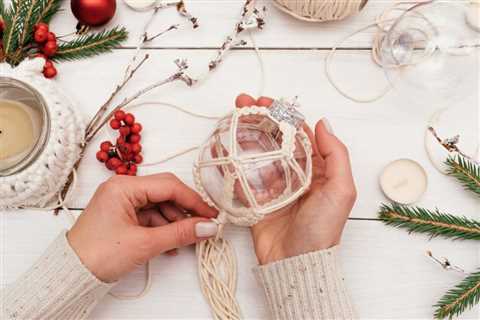 50 DIY Christmas Ornaments to Hang on the Tree and Greet Santa in Style