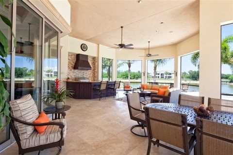 What Is a Lanai and What’s the Difference from a Patio?