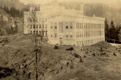 Exploring the School-Based Health Centers in Multnomah County, Oregon